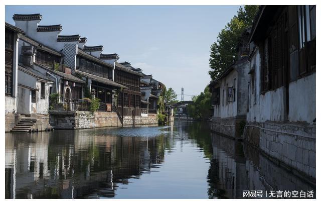 探秘上海标志性文化景观东方明珠塔,单塔成为一个5A级旅游景区!,发现问题答案的新去处